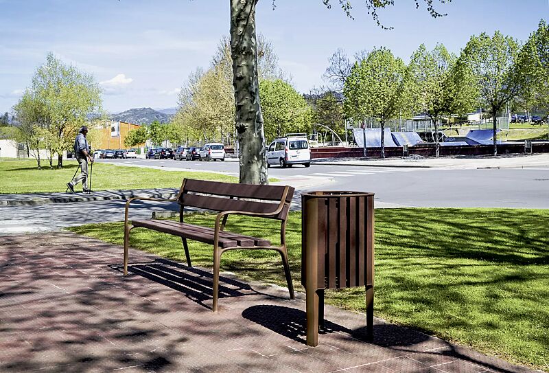 abfallbehaelter-citizen__shoKAT0075442 Abfallbehälter CITIZEN sowie Sitzbank CITIZEN ECO