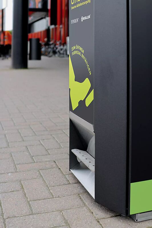 abfallbehaelter-citysolar__shoKAT0076338 Detail: Fußpedal
