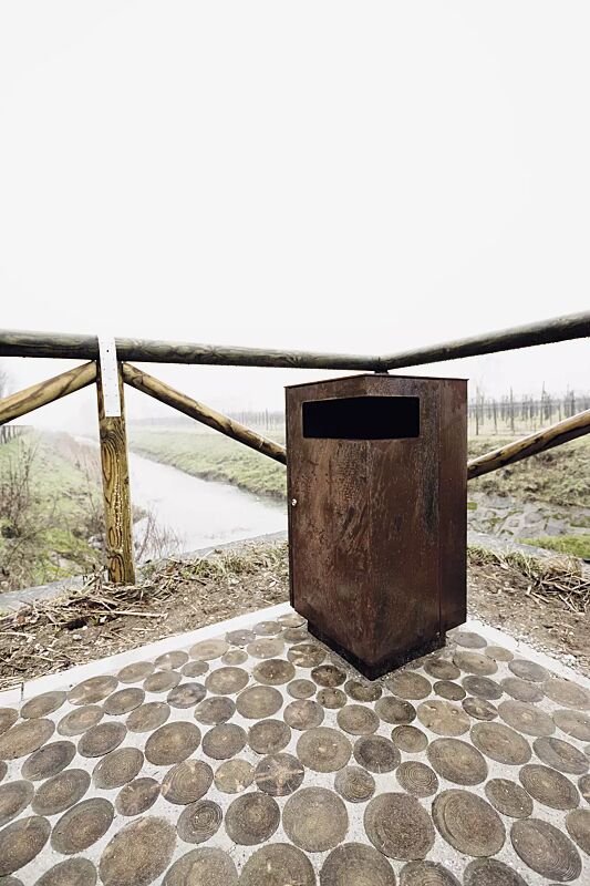 abfallbehaelter-collio__shoKAT0022571 abfallbehaelter-collio__shoKAT0022571