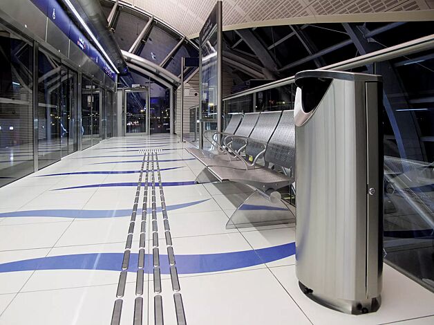 Abfallbehälter FINBIN ELLIPSE 100, 56 Liter,  zum Aufdübeln, aus Edelstahl