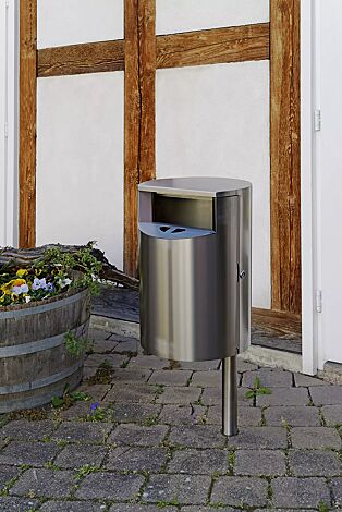 Abfallbehälter INBIN aus Edelstahl, 32 Liter, mit Ascher, zum Einbetonieren