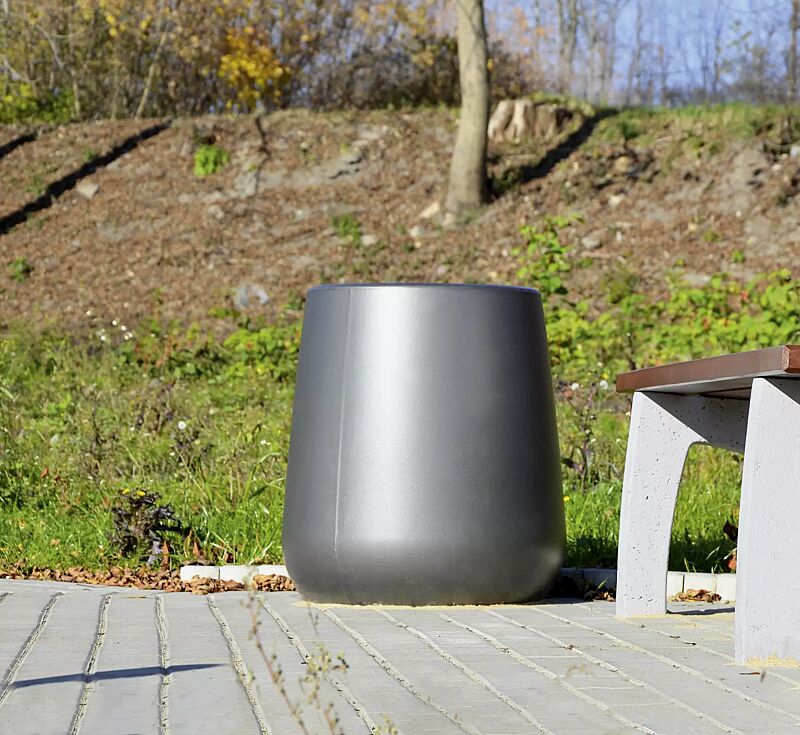 abfallbehaelter-kobe__shoKAT0060877 Abfallbehälter KOBE aus Beton, beschichtet in grau
