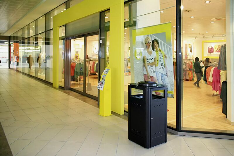 abfallbehaelter-square__shoKAT0038699 Abfallbehälter SQUARE, Korpus aus Stahl, mit Schutzdach und Ascher