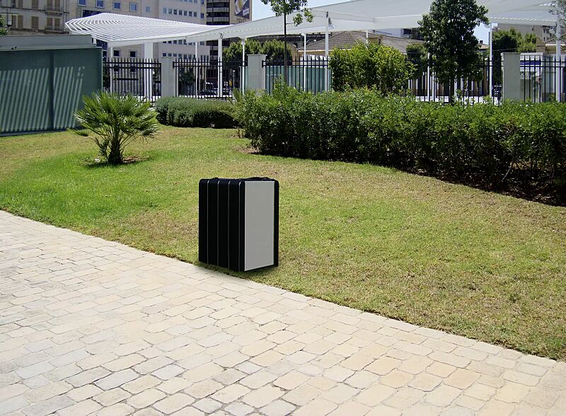 Abfallbehälter VEGA mit Ascher, ohne Schutzdach, Beton in graphit, Stahlteile in RAL 9007 graualuminium