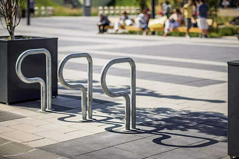 anlehnbuegel-bikepark__shoKAT0050796 Anlehnbügel BIKEPARK, zum Aufdübeln