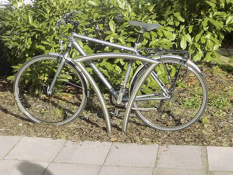 anlehnbuegel-canberra__shoKAT0013450 Anlehnbügel CANBERRA zum Einbetonieren