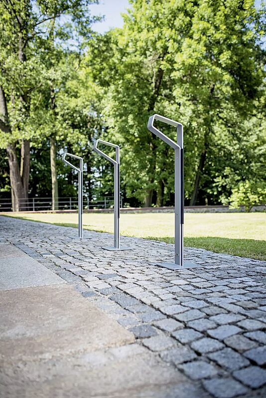 anlehnbuegel-greyhound__shoKAT0057853 Anlehnbügel GREYHOUND aus Edelstahl