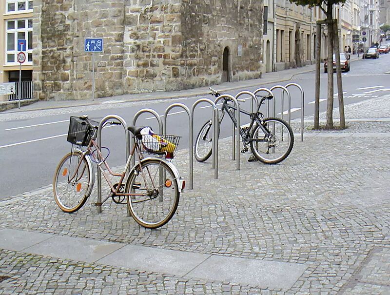 anlehnbuegel-livorno__shoKAT0003261 Anlehnbügel LIVORNO ohne Quersteg, zum Einbetonieren, Edelstahl