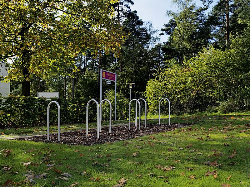 anlehnbuegel-oklahoma__shoKAT0038318 Anlehnbügel OKLAHOMA zum Einbetonieren, Edelstahl