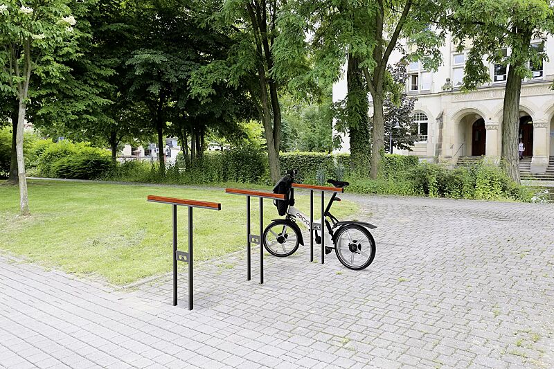 anlehnbuegel-soha__shoKAT0050743 Anlehnbügel SOHA zum Einbetonieren, in RAL 7016 anthrazitgrau