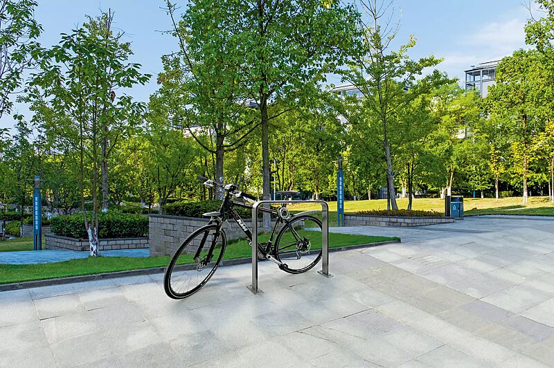 anlehnbuegel-tampa-protect__shoKAT0065837 Anlehnbügel TAMPA PROTECT zum Aufdübeln, Edelstahl