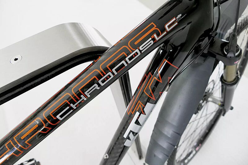 anlehnbuegel-tampa-protect__shoKAT0065841 Detail: Kantenschutz