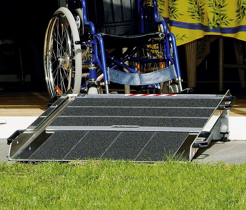 auffahrrampe-blere__shoKAT0012731 Auffahrrampe BLERE