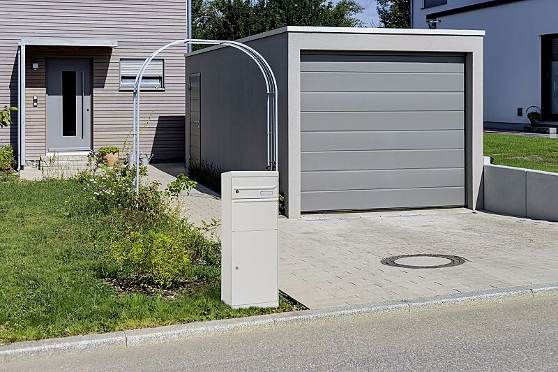 brief--und-paketkasten-vatan__shoKAT0072125 Brief- und Paketkasten VATAN in reinweiß semimatt