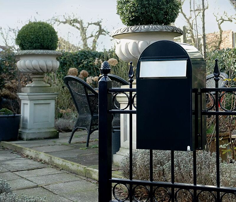 Briefkasten BOBI GRANDE B, in tiefschwarz ähnlich RAL 9005