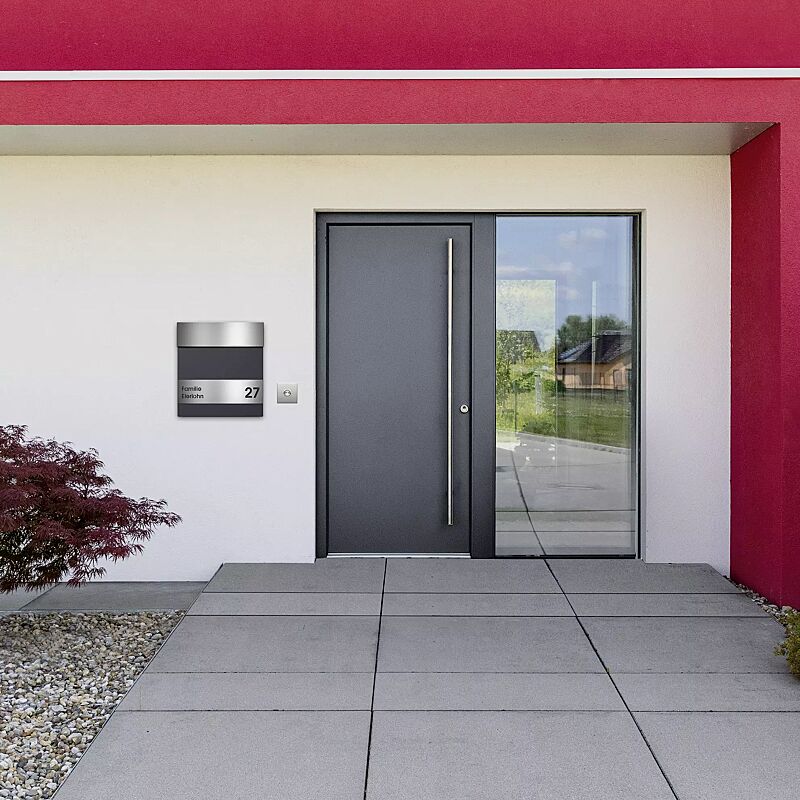 briefkasten-orgon__shoKAT0074284 Briefkasten ORGON mit Edelstahl Klappe und gravierten Edelstahlschild in DB703