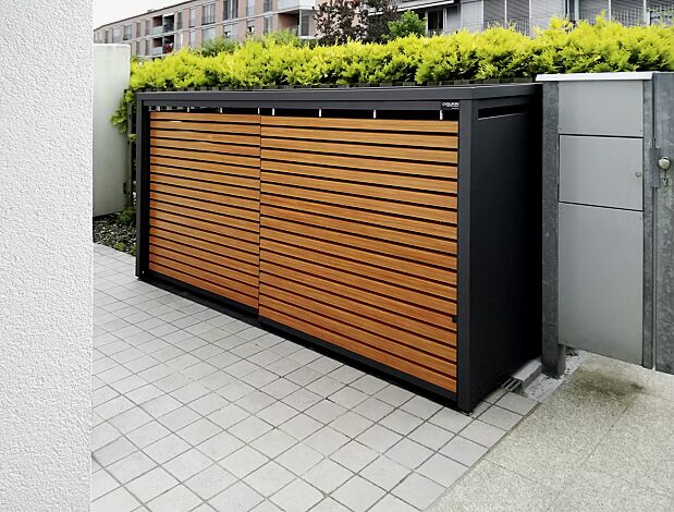 Universaldepot STYLEOUT® LINIS STORE, für 2 Rollatoren geeignet, Aluminiumkonstruktion in RAL 7016 anthrazitgrau, Schiebetürelemente in Holzdekor Douglasie