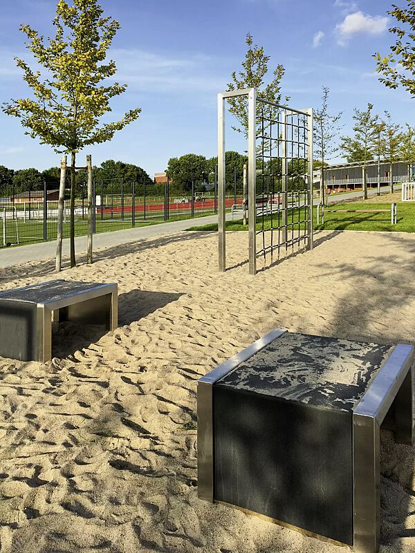 calisthenics-station-climbing-wall__shoKAT0067655 Calisthenics-Station CLIMBING WALL und Calisthenics-Station JUMPING BOX