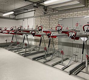 Doppelstock-Fahrradparksystem EASYLIFT 500 D