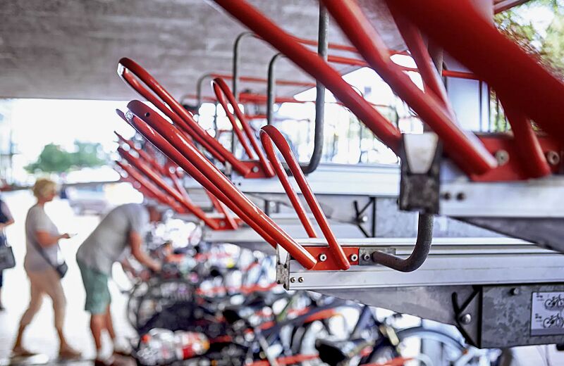 doppelstock-fahrradparksystem-flexhub__shoKAT0060464 Doppelstock-Fahrradparksystem FLEXHUB