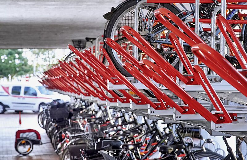 doppelstock-fahrradparksystem-flexhub__shoKAT0060467 Doppelstock-Fahrradparksystem FLEXHUB
