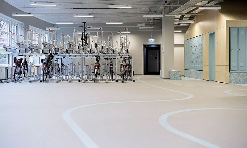 doppelstock-fahrradparksystem-flexhub__shoKAT0068545 Doppelstock-Fahrradparksystem FLEXHUB, feuerverzinkte Stahlkonstruktion