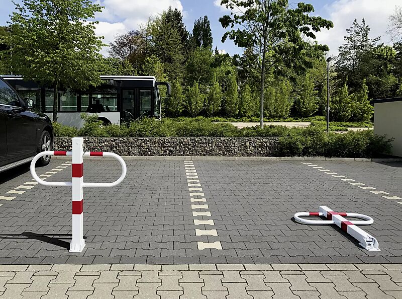 durchgangssperre-paron__shoKAT0074975 Durchgangssperre PARON zum Aufdübeln, feuerverzinkt und weiß pulverbeschichtet, mit Profilzylinderschloss