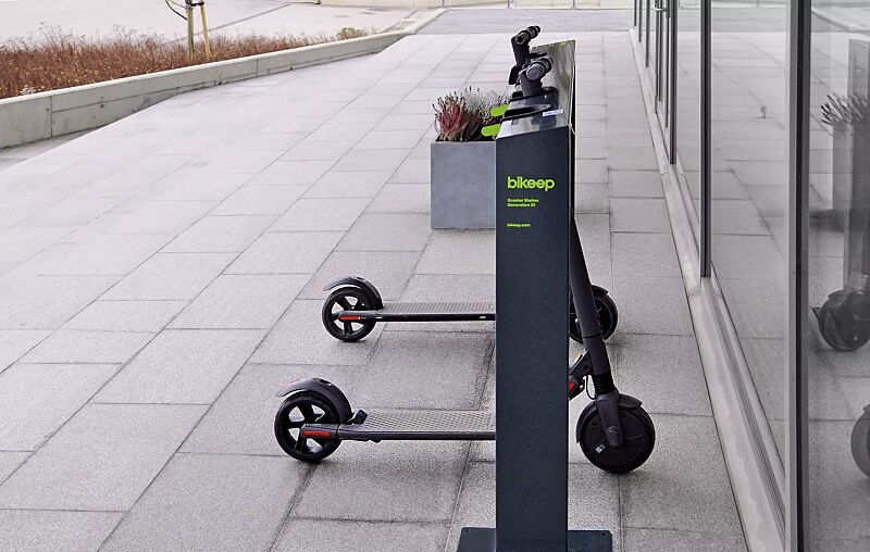 E-Scooterparksystem SKEEP, Komplettangebot mit 5 Einstellplätzen