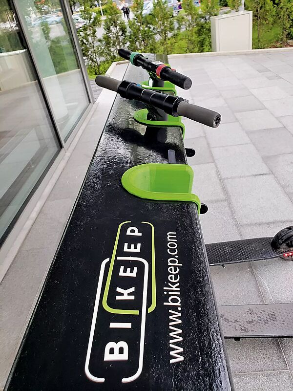 Detail: Parksituation mit auftragsbezogener Anpassung (Farbauswahl)