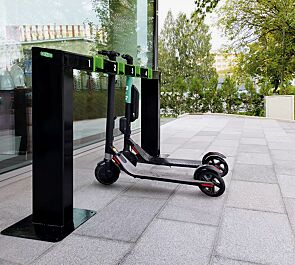 <div id="container" class="container">E-Scooterparksystem SKEEP, Komplettangebot mit 5 Einstellplätzen, mit auftragsbezogener Anpassung (Farbwahl)</div>