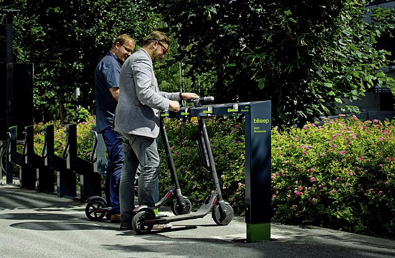 E-Scooterparksystem SKEEP, Komplettangebot mit 5 Einstellplätzen