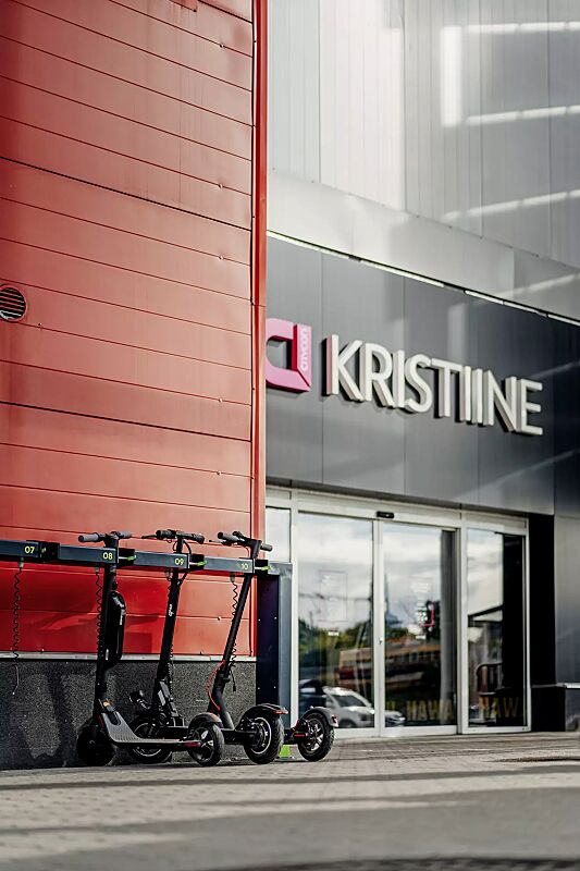 E-Scooterparksystem SKEEP, Komplettangebot mit 5 Einstellplätzen