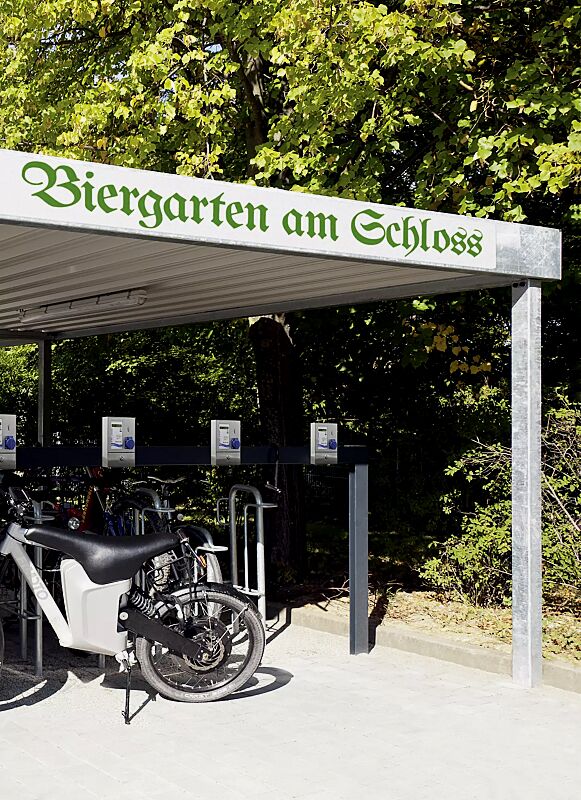 elektroroller---e-bike-ladestation-moneda__shoKAT0035729 elektroroller---e-bike-ladestation-moneda__shoKAT0035729