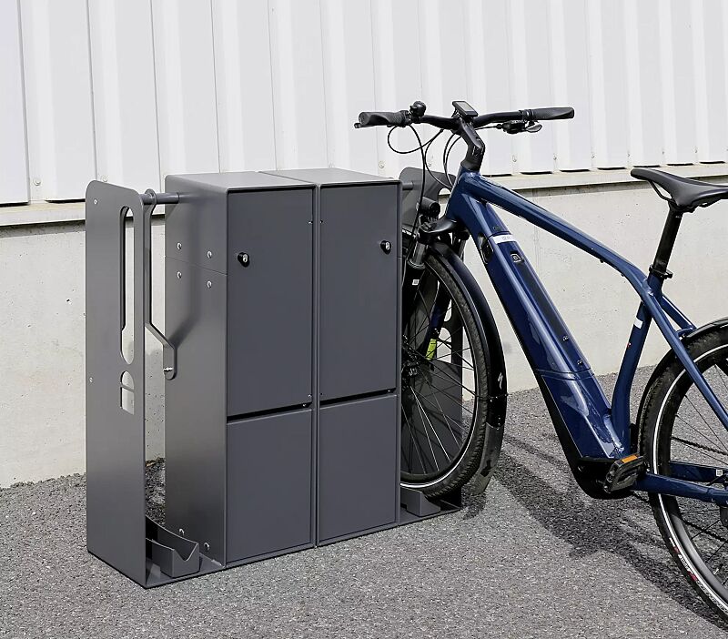 fahrrad-abstellanlage-velo-connector__shoKAT0069530 Fahrrad-Abstellanlage VELO-CONNECTOR mit Ladeschließfach, Radeinstellung links bzw. rechts, Münzpfandschloss, Stahlteile in RAL 7016 anthrazitgrau