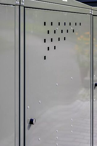 Detail: Lüftungslöcher