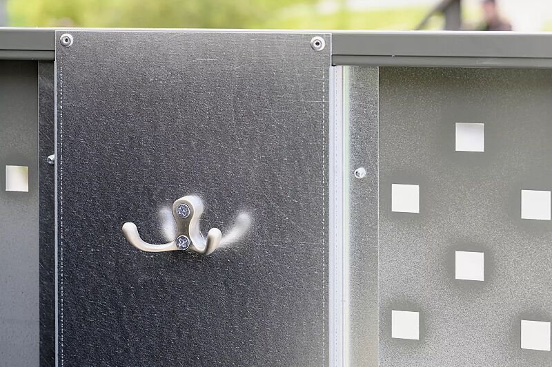 fahrradgarage-lexington__shoKAT0071453 Detail: Kleiderhaken