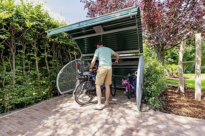 Fahrradgarage MULTI-BIKE-BOX, Wellblech in RAL 6009 tannengrün, Seitenteile aus Drahtgitter