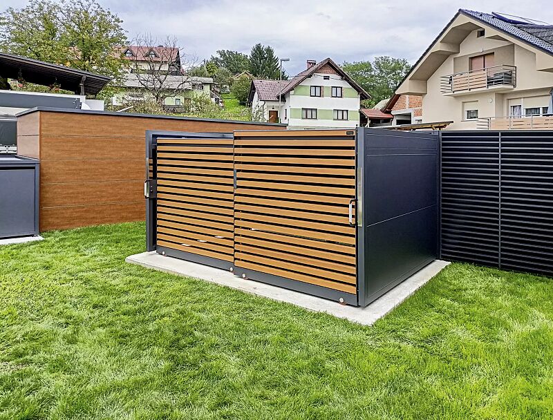 Fahrradgarage STYLEOUT® BIKE LINIS, Rück- und Seitenwände in DB 703 eisenglimmer, Schiebetüren in Holzdekor Kirschbaum hell, Dach Aluminium eloxiert