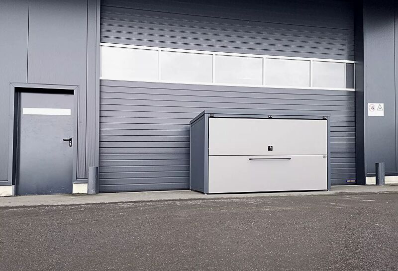 fahrradgarage-styleout-garage__shoKAT0065420 Fahrradgarage STYLEOUT® GARAGE, Stahlkonstruktion in RAL 7016 anthrazitgrau, Öffnungsklappe in RAL 9007 graualuminium