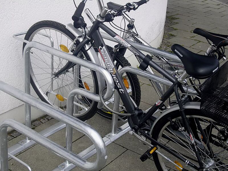 fahrradparker-hedland__shoKAT0012595 fahrradparker-hedland__shoKAT0012595