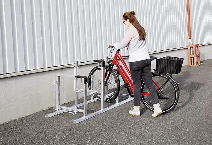 Fahrradparker KONTUR einseitig, 4 Stellplätze