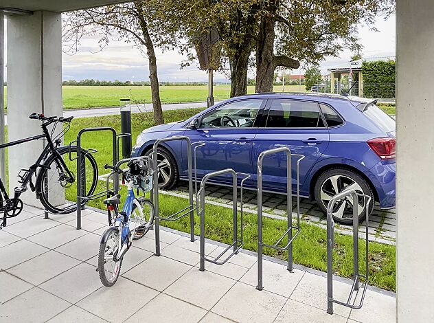 Fahrradparker MISSOURI-LIGHT, einseitig, 90°, hoch / tief, zum Aufdübeln -250 mm, in RAL 7016 anthrazitgrau