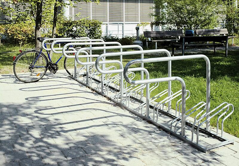 Fahrradständer COLORADO, 90°, verschraubt am Fahrradständer UNIVERSAL