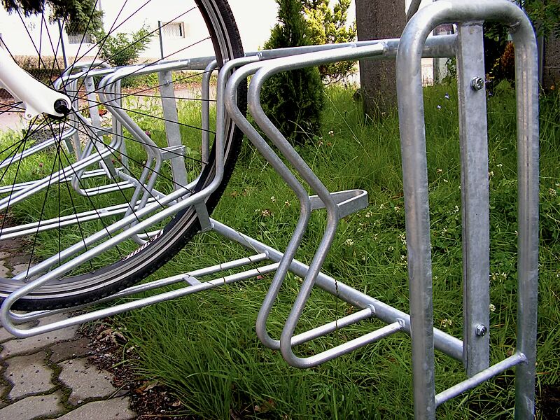 fahrradstaender-madison__shoKAT0040802 Fahrradständer MADISON, zum Einbetonieren, 5 Stellplätze
