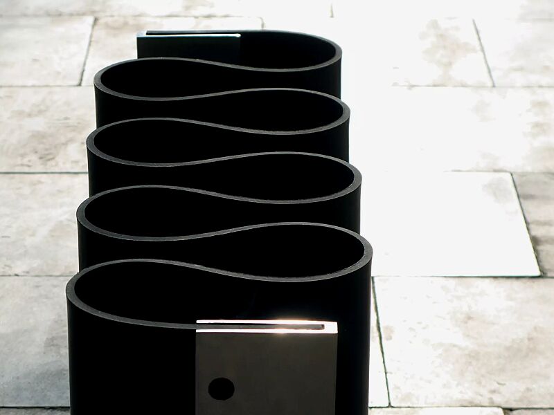 fahrradstaender-meandre__shoKAT0051561 Detail: Gummiband