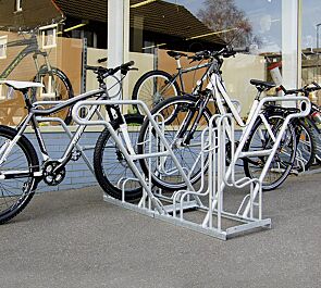 <div id="container" class="container">Fahrradständer MODESTA doppelseitig, 4 Stellplätze, 4 Anlehnbügel</div>