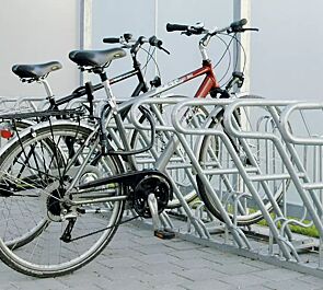 <div id="container" class="container">Fahrradständer RIVERSIDE</div>