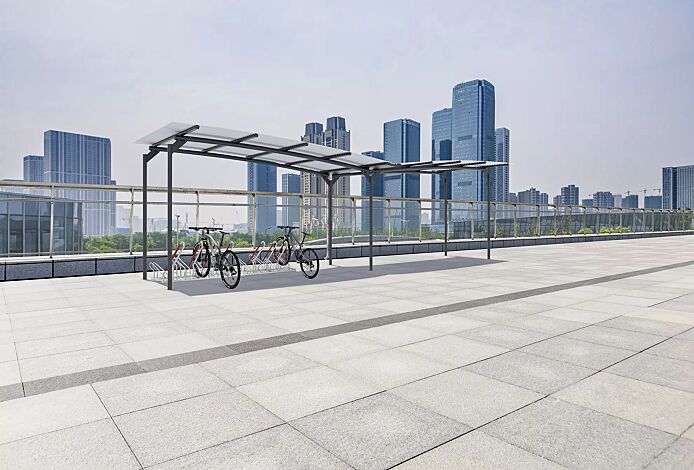 Fahrradüberdachung CANIS, Dachbreite x Dachtiefe 9100 mm x 2500 mm, einseitig, mit Flügeldach, Fahrradständer NEW YORK, Stahlkonstruktion in RAL 7016 anthrazitgrau