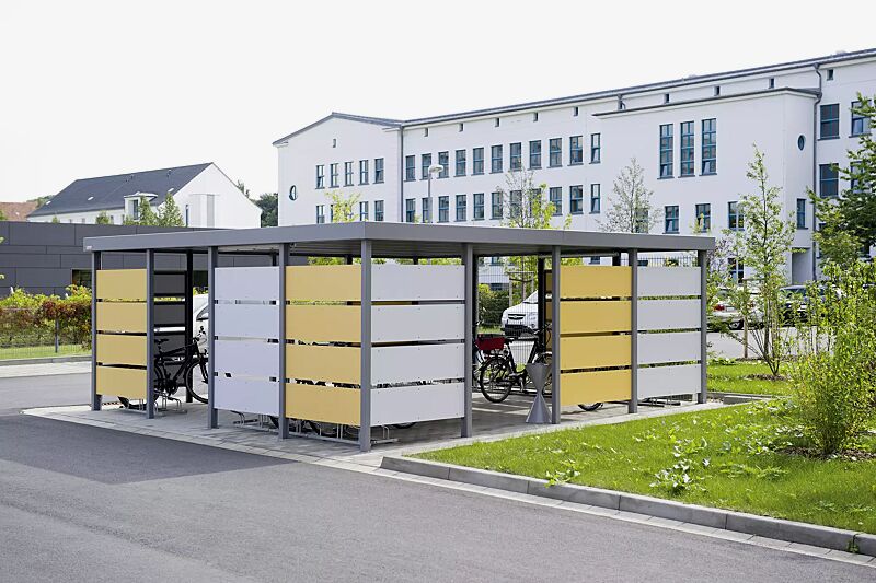 fahrradueberdachung-flexi-box__shoKAT0030005 Fahrradüberdachung FLEXI-BOX, Wandelemente Trespa® Fahrradüberdachung FLEXI-BOX mit auftragsbezogener Anpassung, Dachbreite x Dachtiefe 6300 mm x 6300 mm, passend für 28 Fahrräder, Wandelemente Rankgitter und Fassadenplatten Trespa® in wintergrau und ...