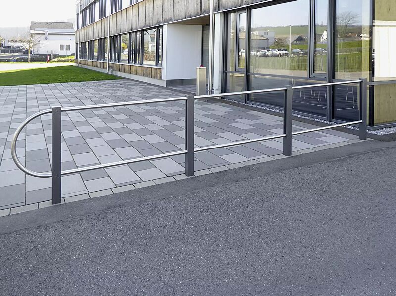 Geländersystem BARR zum Einbetonieren, mit Flachkopf